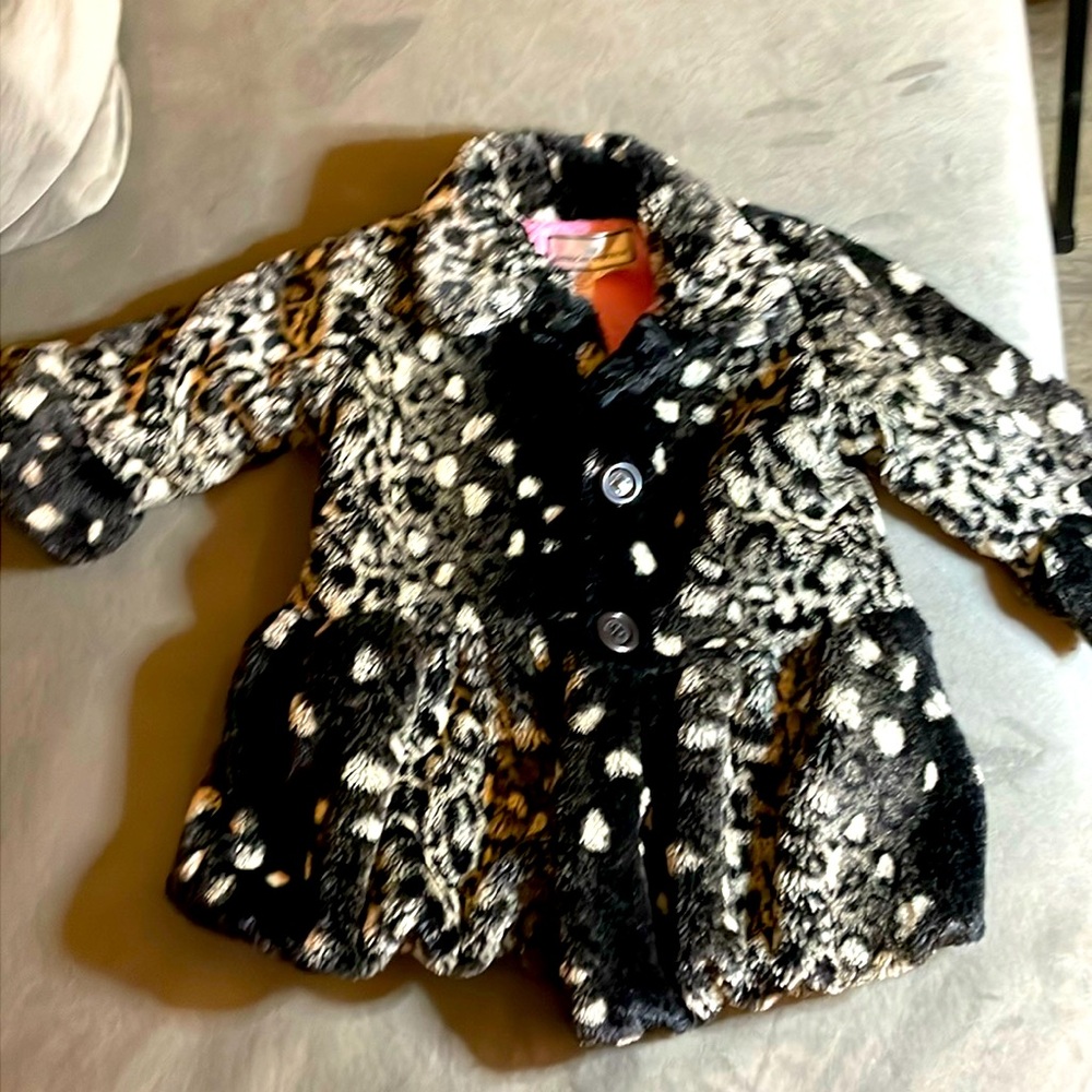 Beautiful dressy coat for the fall